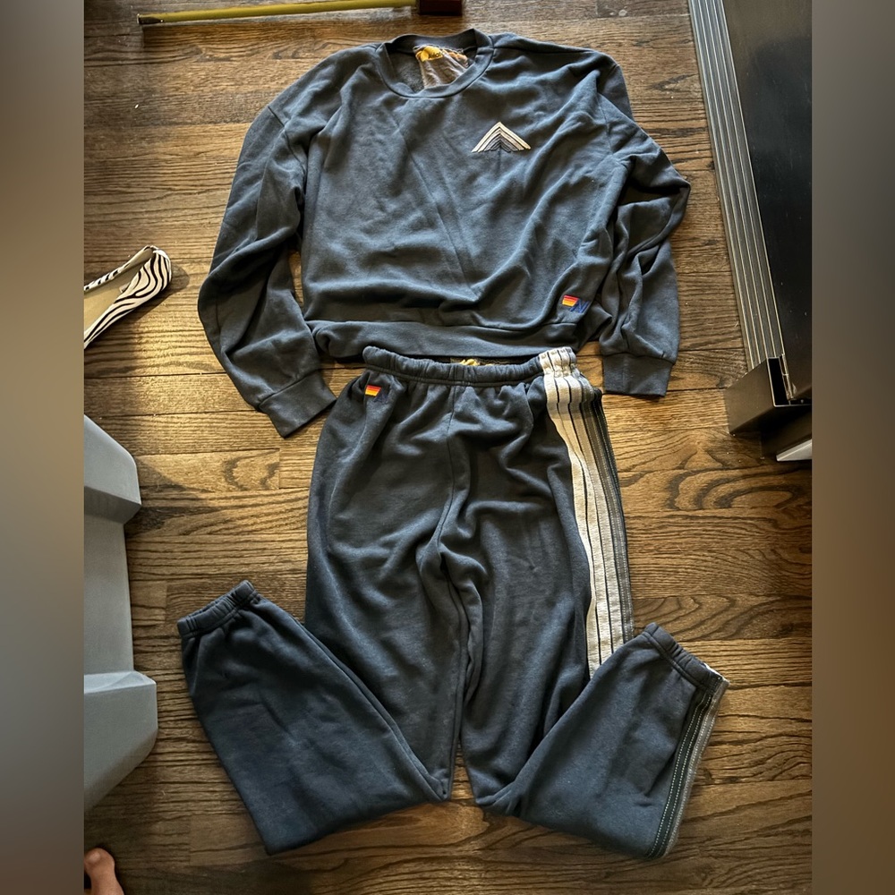 Aviator Nation Mountain Stitch Sweatshirt (s) and Sweatpants joggers (m) Set